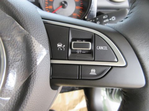 Suzuki Jimny NOMADE 1.5 FC AUTO 4WD ALLGRIP 5 Door NEW Jungle Green 17