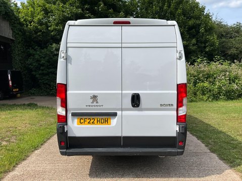 Peugeot Boxer 2.2 BlueHDi 435 Professional L4 H2 Euro 6 (s/s) 5dr 5