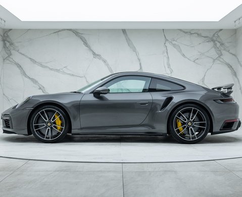 Porsche 911 Turbo S (992) 