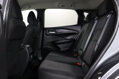 Nissan Qashqai DIG-T N-CONNECTA MHEV 23