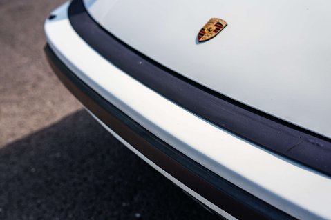 Porsche 911 3.2 Classic Carrera Cabriolet 2dr Petrol Manual (231 bhp) 40