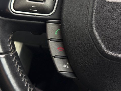 Land Rover Range Rover Evoque 2.2 SD4 Pure Auto 4WD Euro 5 (s/s) 5dr 92