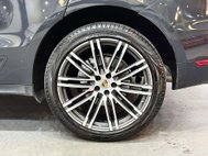Porsche Macan 3.0 TD V6 S SUV 5dr Diesel PDK 4WD Euro 6 (s/s) (258 ps) 14