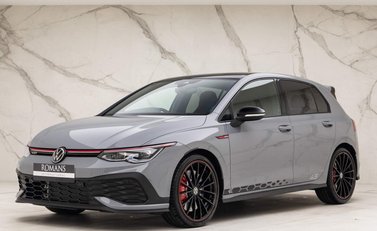 Volkswagen Golf GTI CLUBSPORT 45 TSI DSG 1