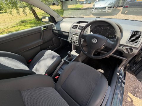 Volkswagen Polo SE 16
