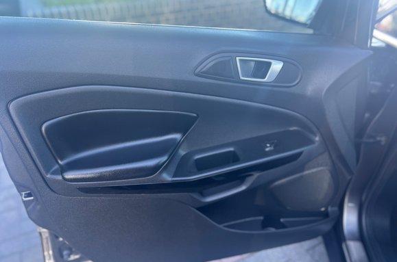 Ford Ecosport TITANIUM 28