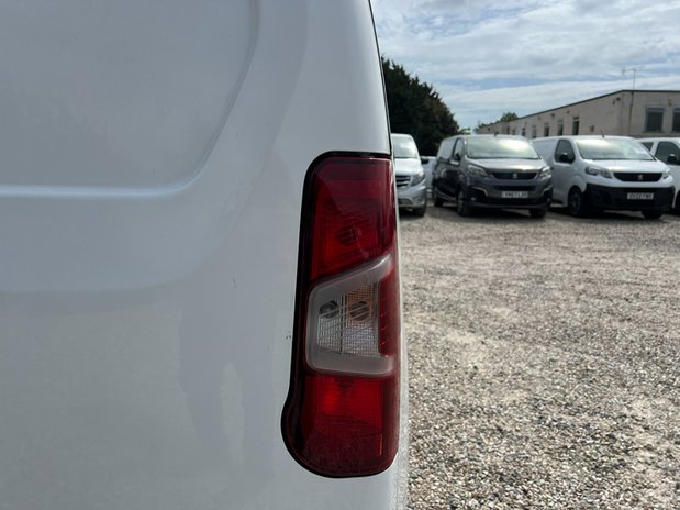 Vauxhall Combo SWB L1H1 Low Roof Sportive Air Con Sensors EURO 6 NO VAT 23