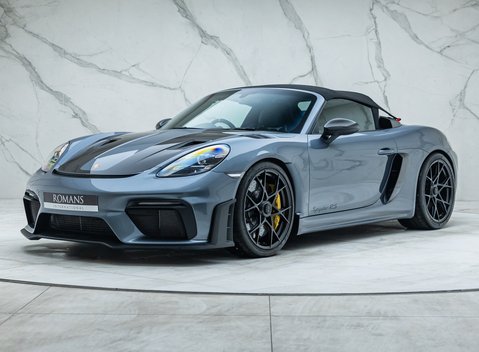 Porsche 718 SPYDER RS PDK 2