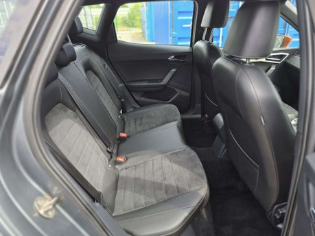 SEAT Arona 1.0 TSI XCELLENCE Lux SUV 5dr Petrol DSG Euro 6 (s/s) (115 ps) 17