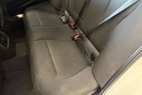 BMW 3 Series 2.0 320d ED BluePerformance EfficientDynamics Business Touring 5dr Diesel A 29