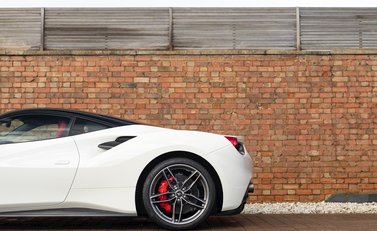 Ferrari 488 GTB 33