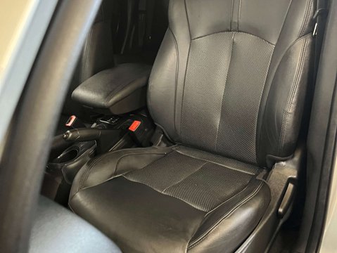 Nissan Juke 1.6 Juke Tekna CVT 5dr 32