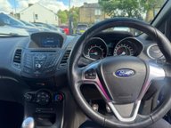 Ford Fiesta ST-LINE 10