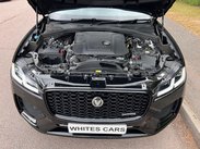 Jaguar F-Pace 2.0 D200 MHEV R-Dynamic HSE Black Auto AWD Euro 6 (s/s) 5dr 45