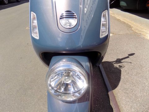 Piaggio Vespa GTV 125 12