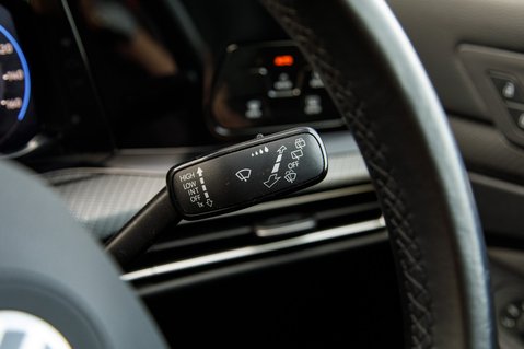 Volkswagen Golf R-LINE ETSI DSG 14