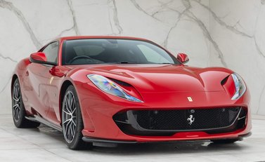 Ferrari 812 Superfast 6