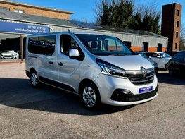 Renault Trafic 2.0 Trafic Sport Energy dCi 5dr 4