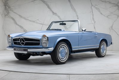 Mercedes-Benz 280 SL W113 Pagoda