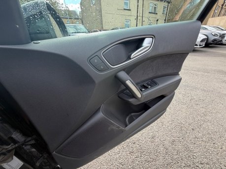 Audi A1 SPORTBACK TFSI BLACK EDITION NAV 17