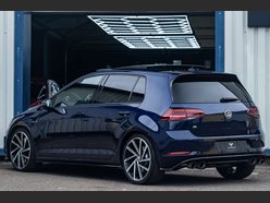Volkswagen Golf 2.0 Golf R TSi 4Motion Semi-Auto 4WD 5dr 2