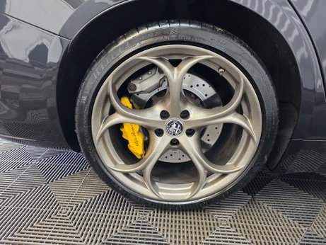 Alfa Romeo Giulia 2.9 V6 Bi-Turbo Quadrifoglio Saloon 4dr Petrol Auto Euro 6 (s/s) (510 ps) 28