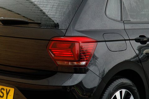 Volkswagen Polo MATCH TSI 9