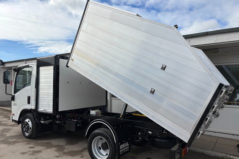 Isuzu Grafter N35.150 Toolbox Arbor Tipper Truck - Barn Doors / Lift Up Roof 6