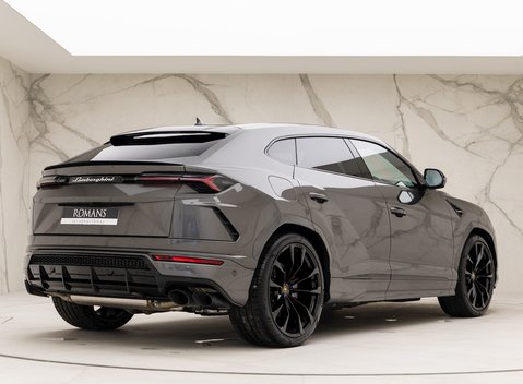 Lamborghini Urus 7