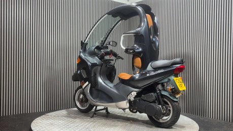 BMW C1 2002 ONLY 8K 1 OWNER GREAT LOOKING SCOOTER 125CC WITH A ROOF!! 6