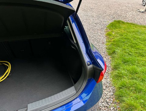 SEAT Leon 1.4 Leon Xcellence Luxury PHEV Semi-Auto 5dr 46