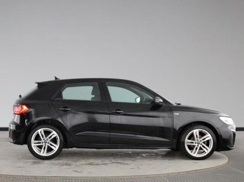 Audi A1 SPORTBACK TFSI S LINE 4