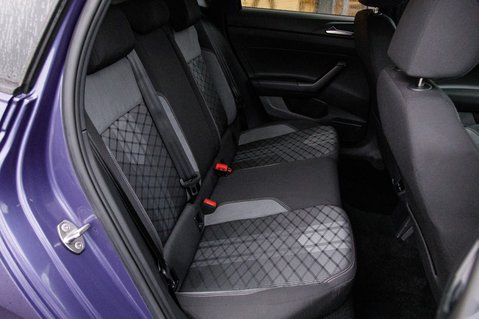 Volkswagen Polo R-LINE TSI 36