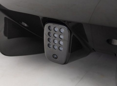 Ferrari 488 Pista 36