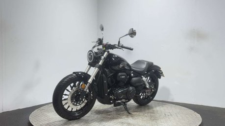 Keeway RKV 2025 ONLY 571 MILES LOW RIDER 125CC CRUISER LEARNER BIKE 5