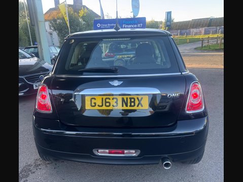Mini Hatch 1.6 One Euro 5 3dr 6