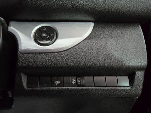 Peugeot Traveller 2.0 BlueHDi Allure Standard MPV MWB Euro 6 (s/s) 5dr (SNav) 39