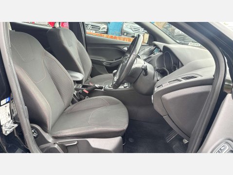 Ford Focus 1.5 Focus ST-Line TDCi 5dr 4