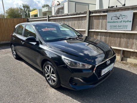 Hyundai i30 1.6 CRDI SE NAV 5 Dr 2