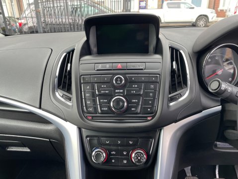 Vauxhall Zafira 1.8 16V Tech Line Euro 5 5dr 23