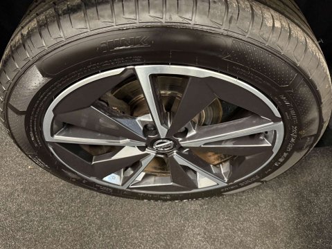 Nissan Qashqai 1.3 Qashqai Tekna DiG-T MHEV CVT 5dr 41