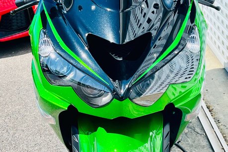 Kawasaki ZX ZZR 1400 15
