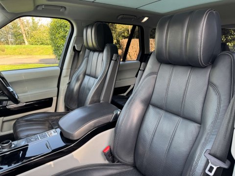 Land Rover Range Rover 3.0 TD V6 Vogue SE Auto 4WD Euro 6 (s/s) 5dr 33