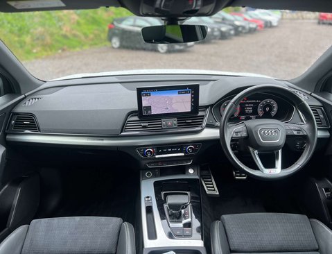 Audi Q5 2.0 Q5 S Line 40 TDI MHEV Quattro Semi-Auto 4WD 5dr 14