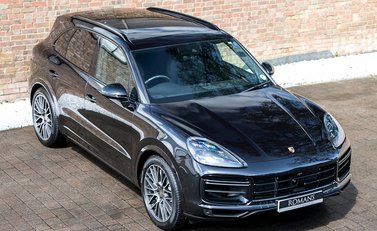 Porsche Cayenne Turbo (New Model) 8