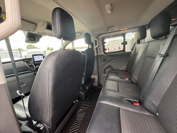 Ford Transit Custom Crew Cab AUTO SWB L1H1 Sport 320 Air Con Alloys Camera EURO 6 15