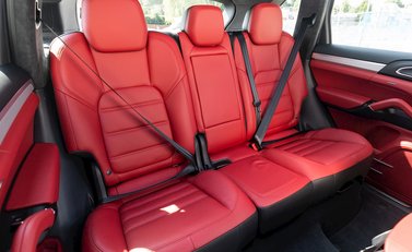 Porsche Cayenne Turbo 14