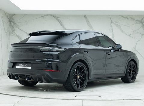 Porsche Cayenne Turbo GT 3