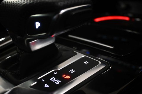 Audi A4 2.0 A4 Black Edition 40 TFSI MHEV Semi-Auto 5dr 29