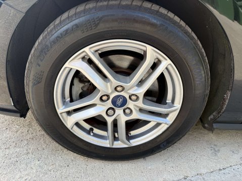 Ford Focus 1.5 Focus Zetec TDCi 5dr 51